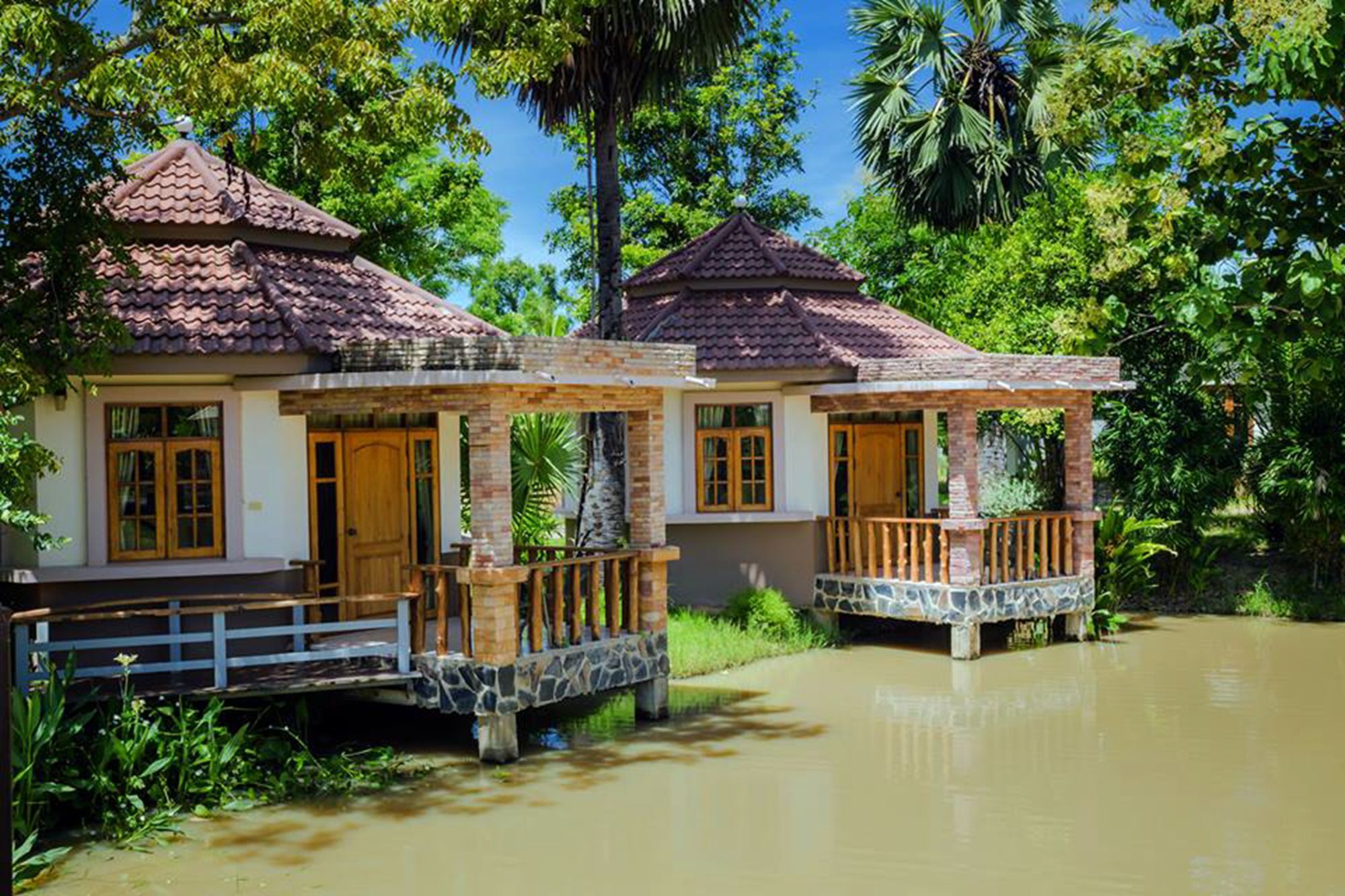 Thaisomboon Bighome 2*