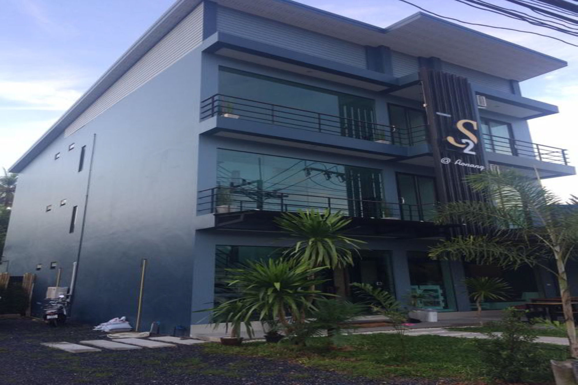 S2 Hotel