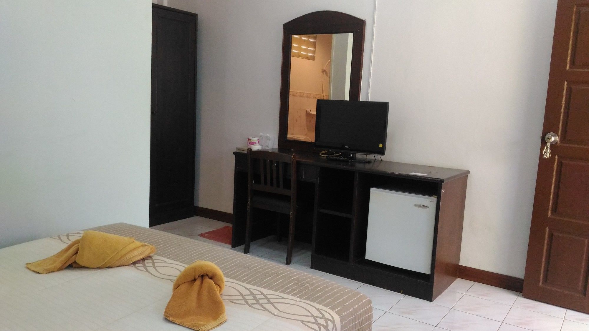 Baahra Hotel 2*