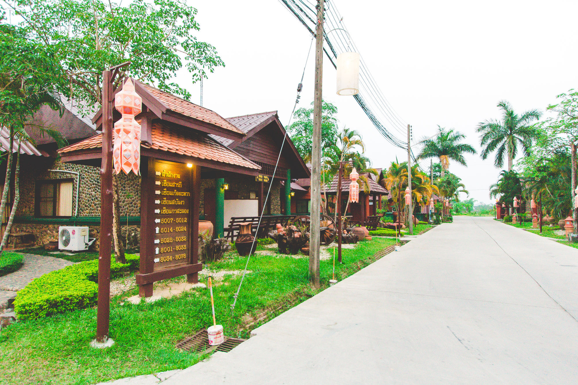 Silamanee & Hotel