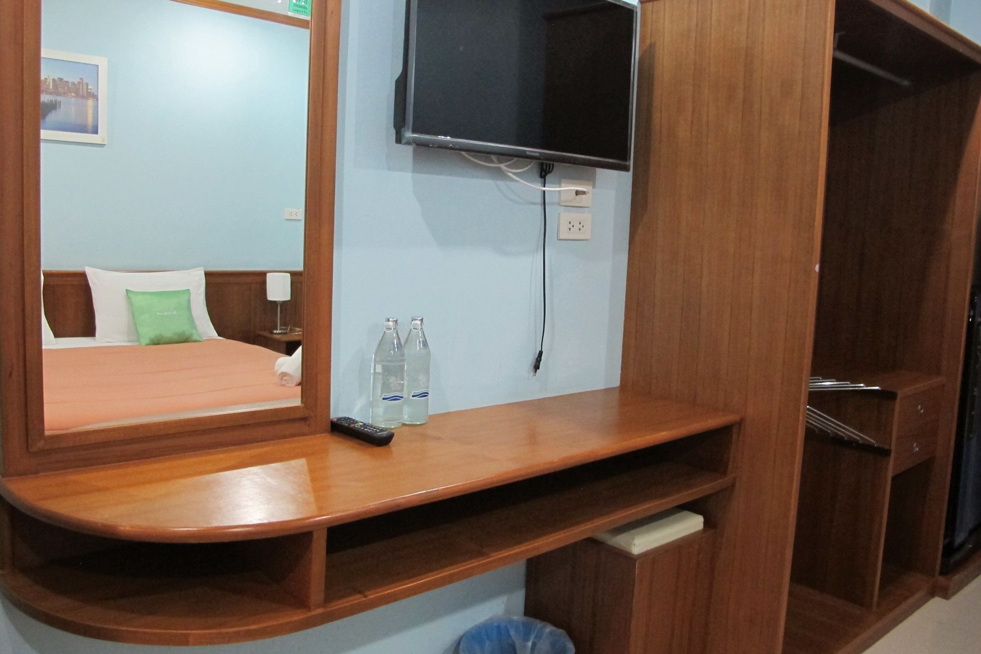 Four P Apartment *