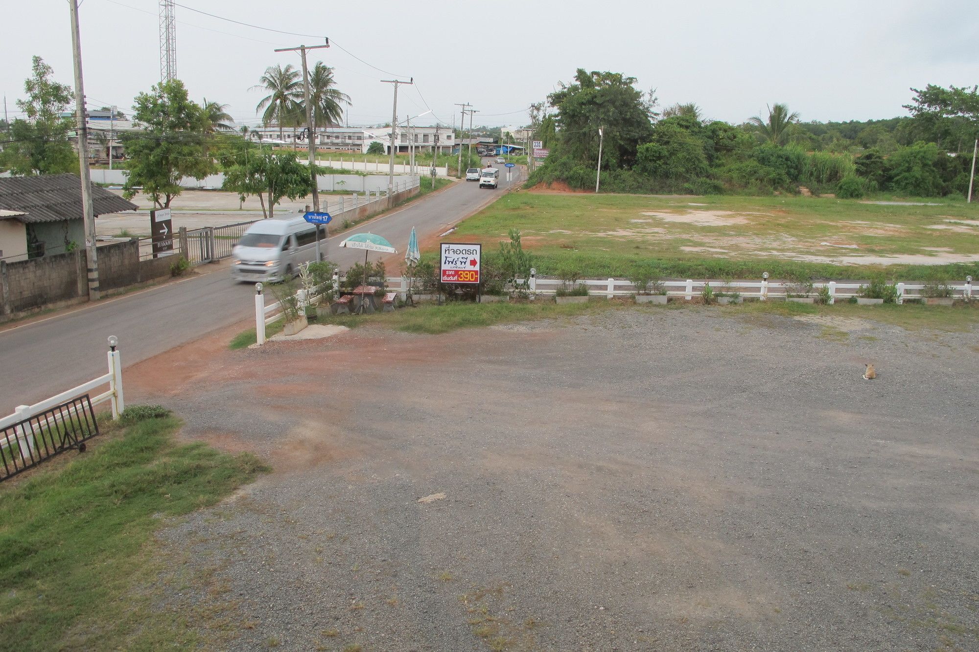 Apartment Four P Surat Thani