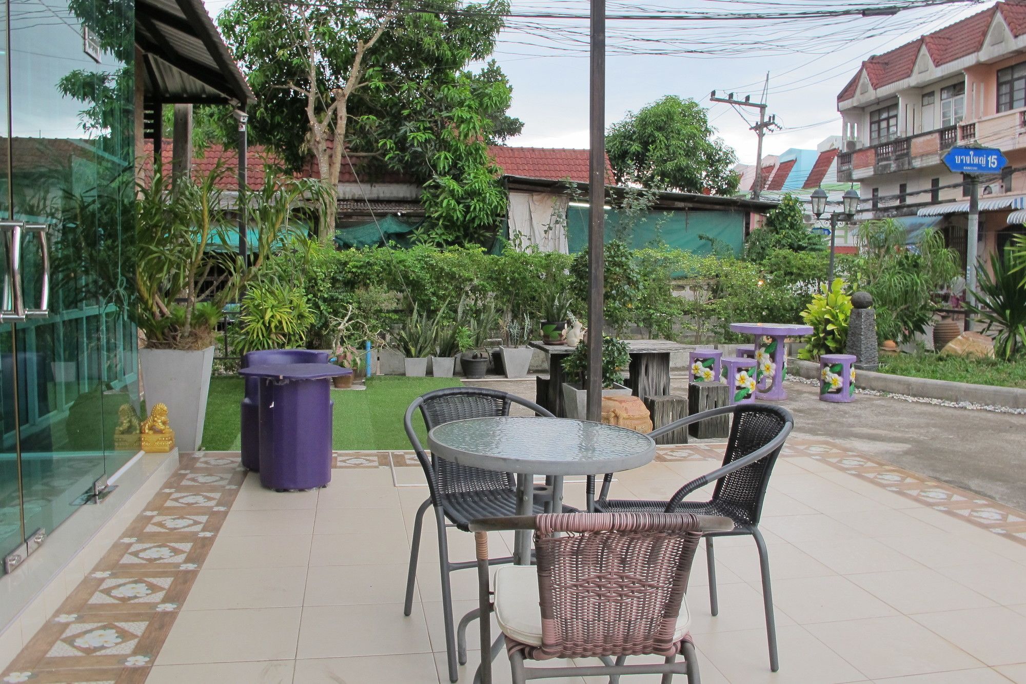 Four P Apartment Surat Thani