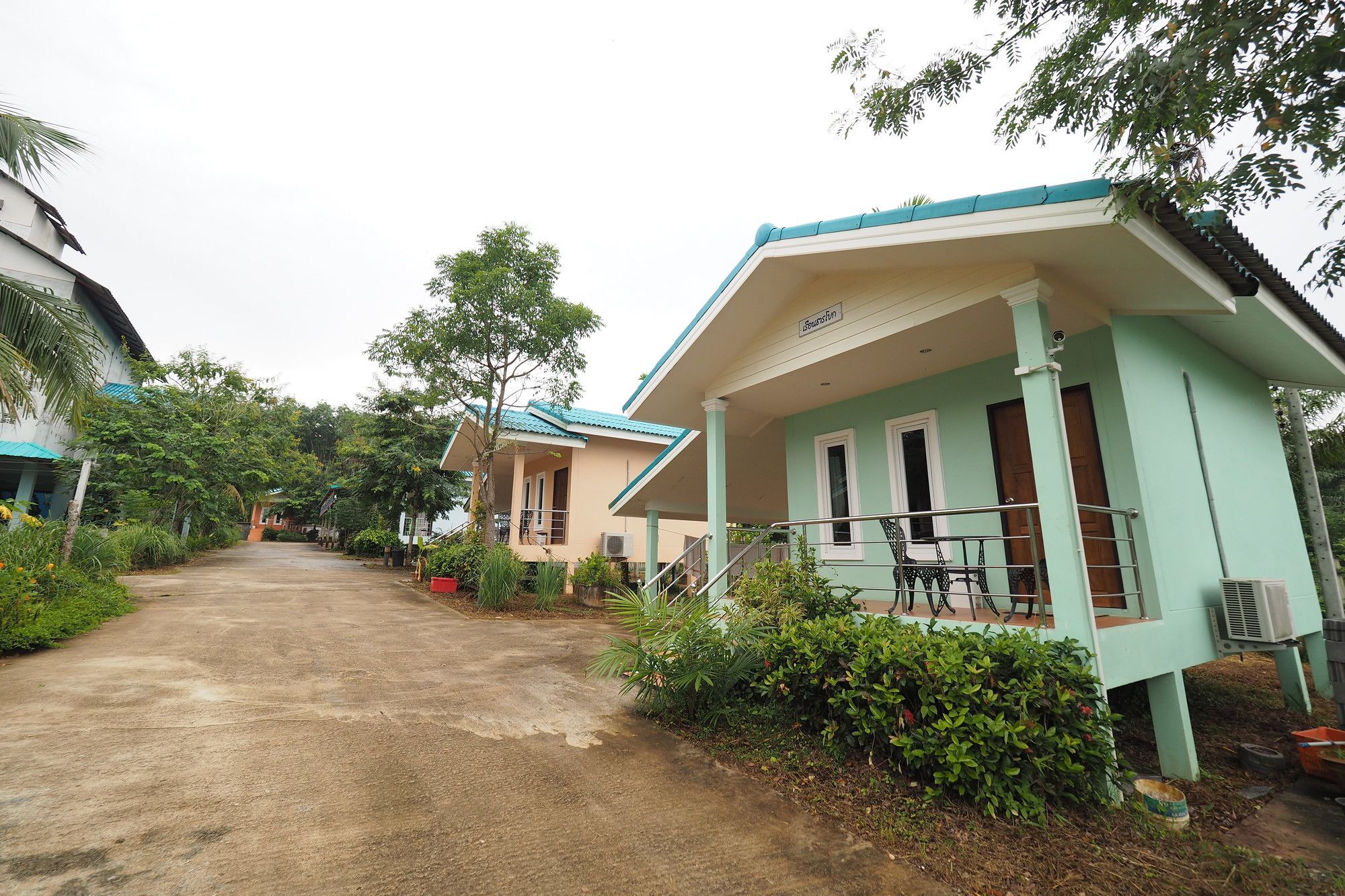 Oyo 75515 Sairung Resort 2*