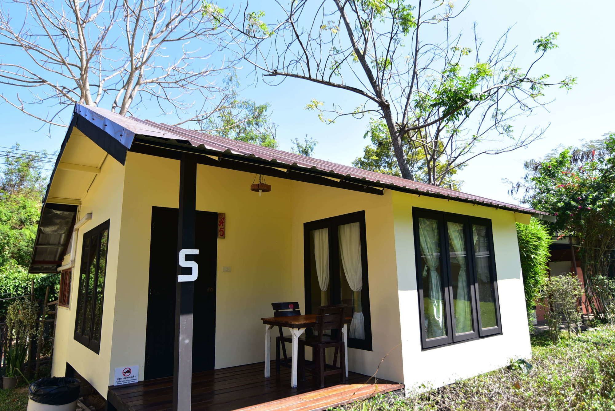 Apple Camp Khaoyai 2* Ban Tha Maprang