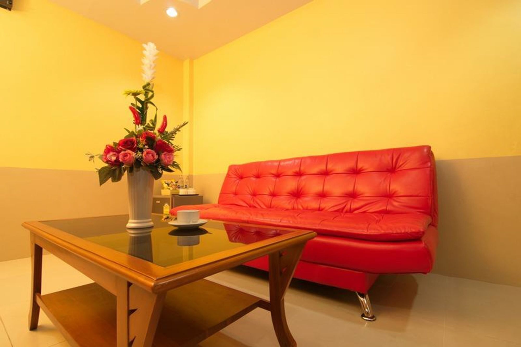 Ud Hotel 3*