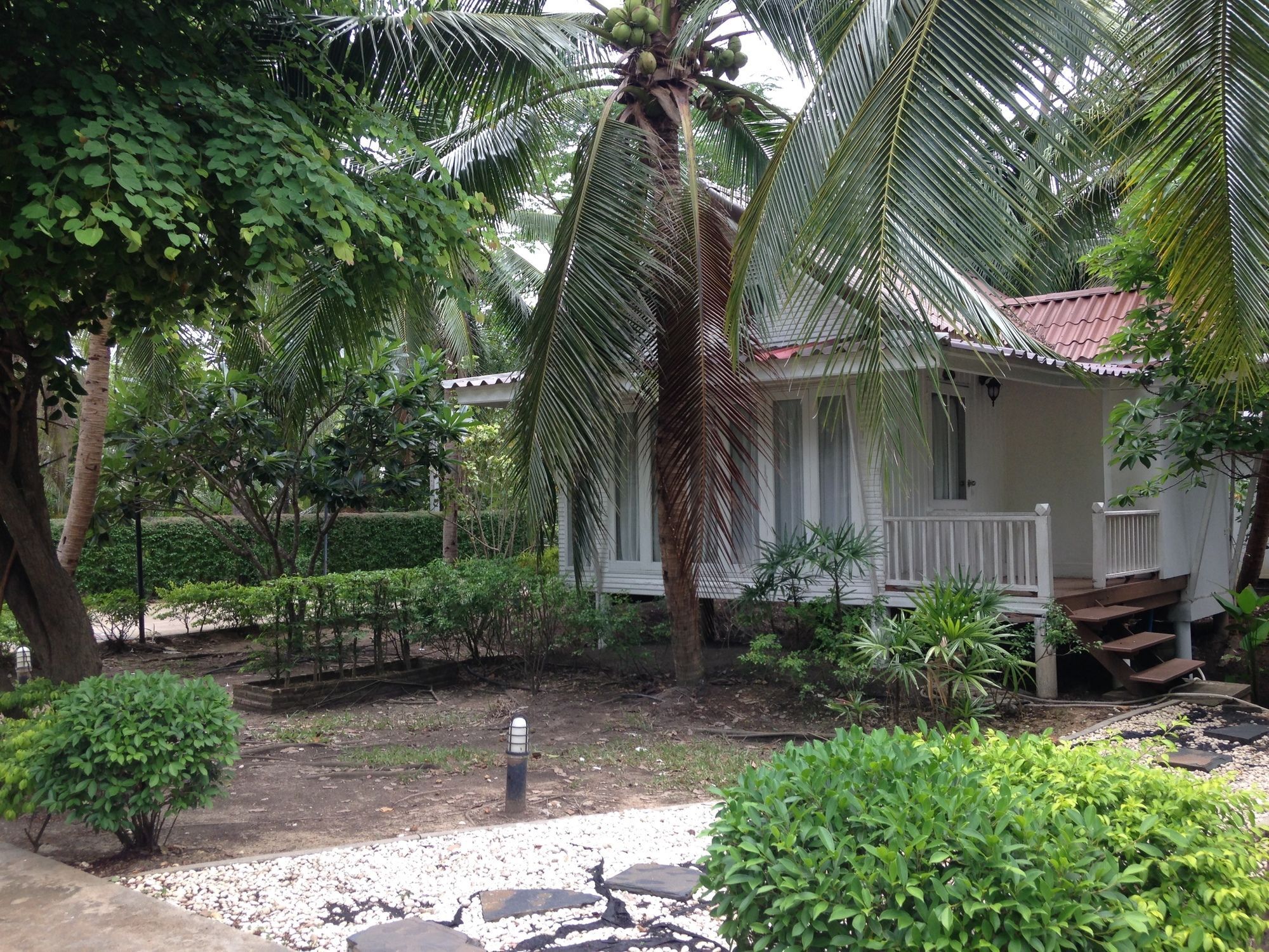 Young Coconut Garden Resort 2*