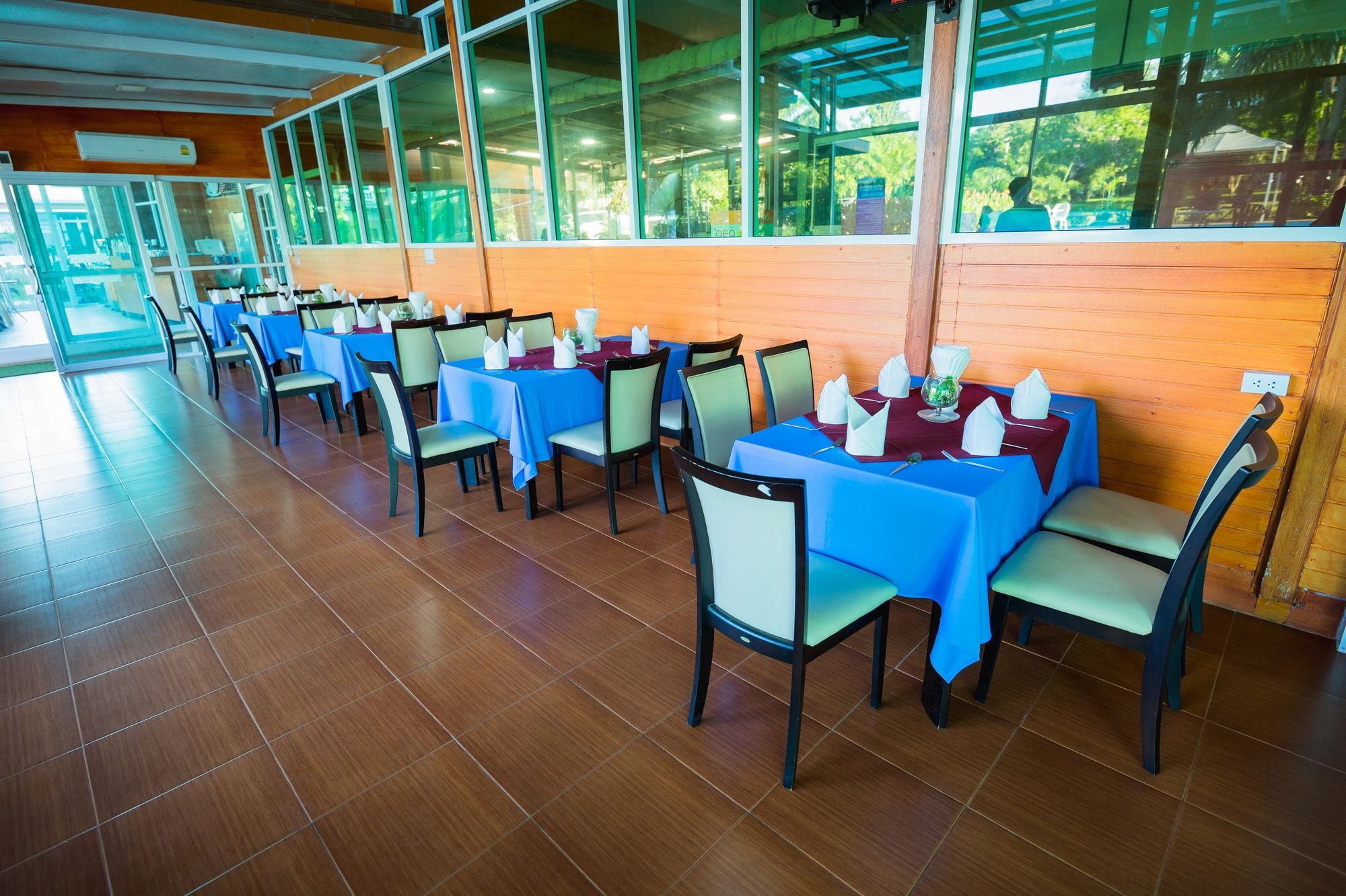Hotel Baan Suan Khun Ta And Golf 4*