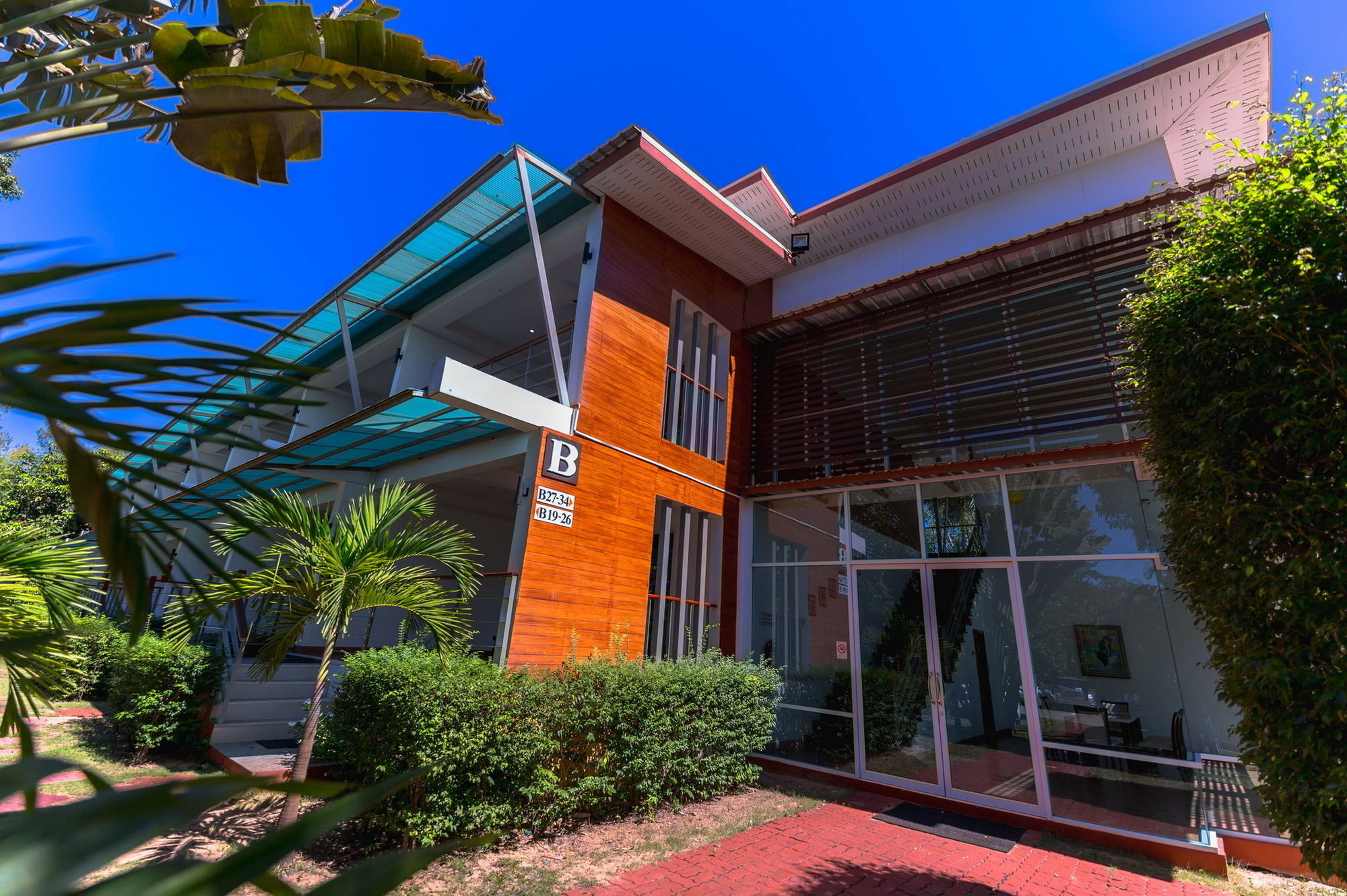 Baan Suan Khun Ta And Golf 4*