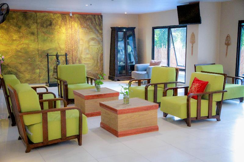 Hotel Woraburi & By The River