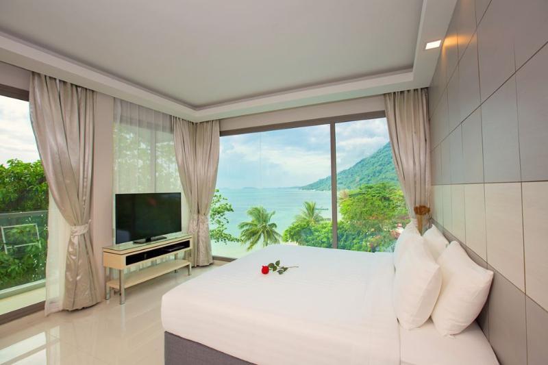 Sunset Beach Club & Spa Resort 4*