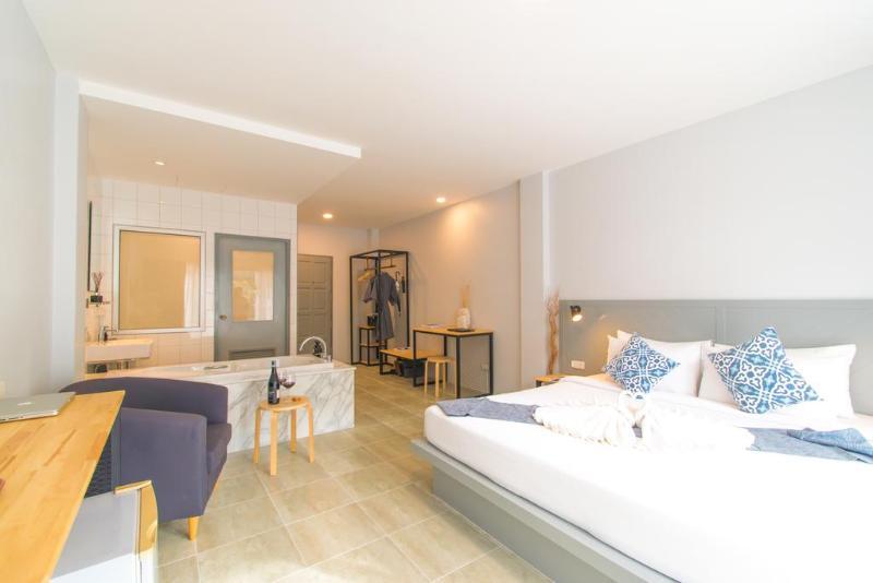 Hotel Monotel Aonang 3*
