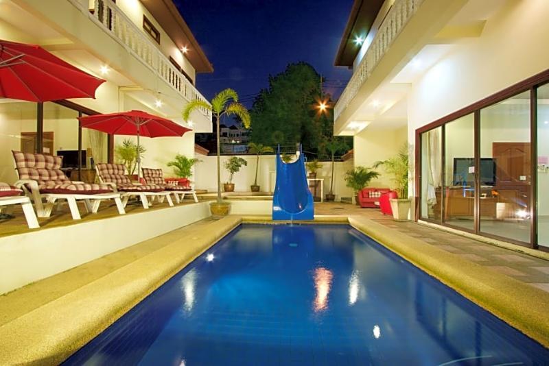Hotel Avoca Pool 3*