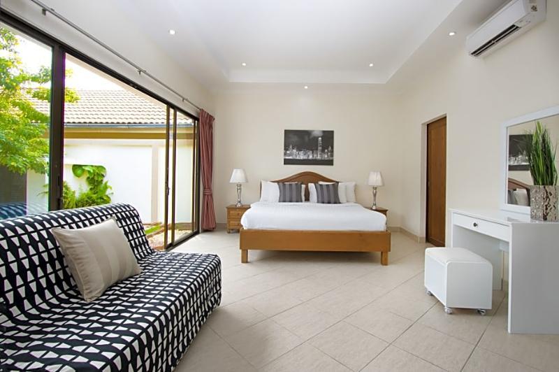 Tortuga Pattaya Villa *