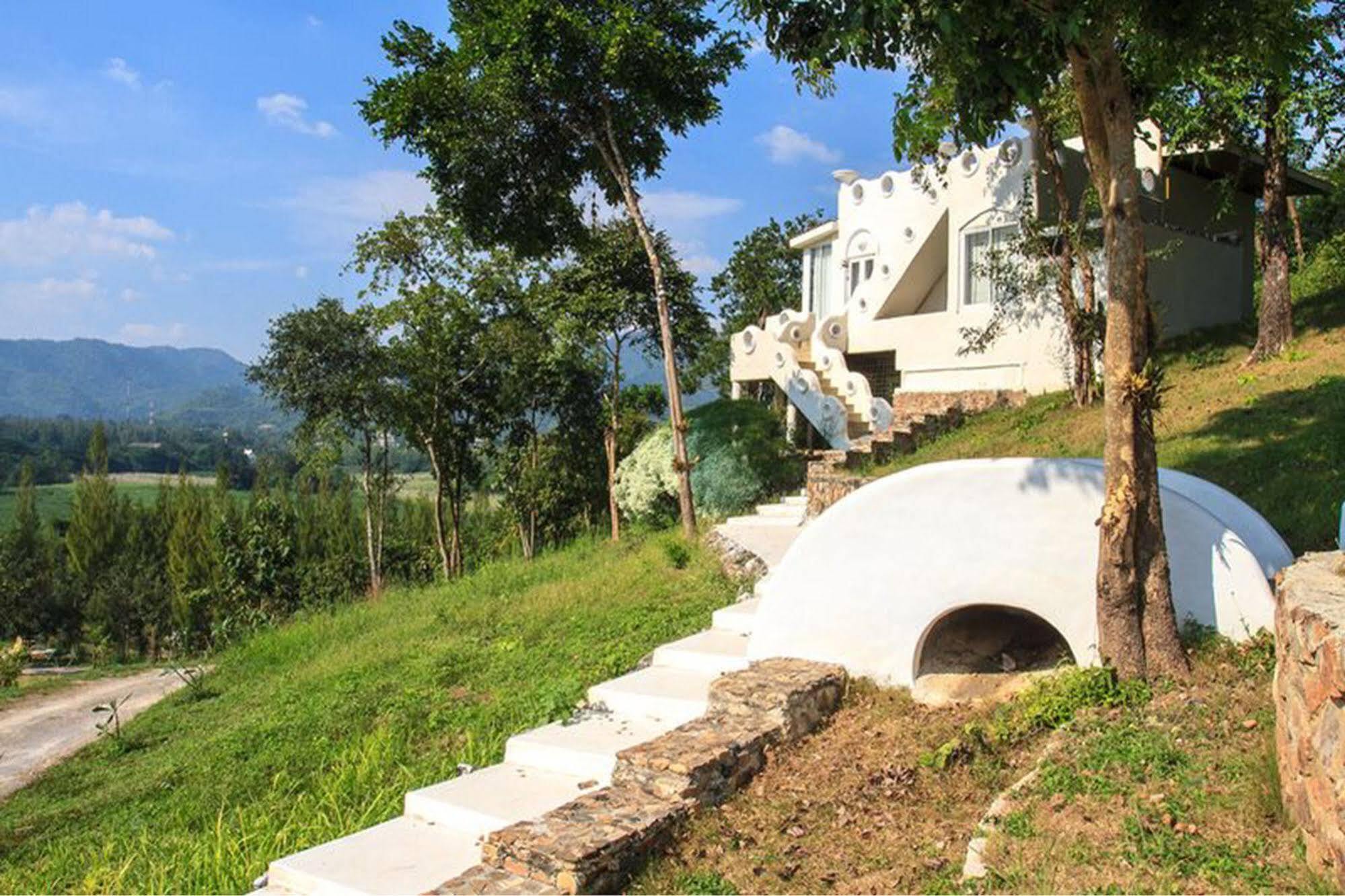 Morning Glory Hotel 3*