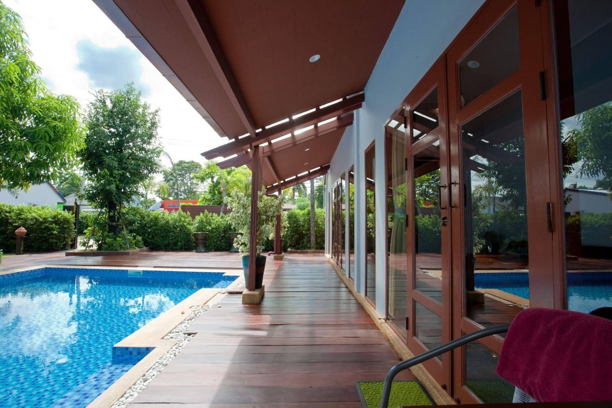 Ardea Pool Resort