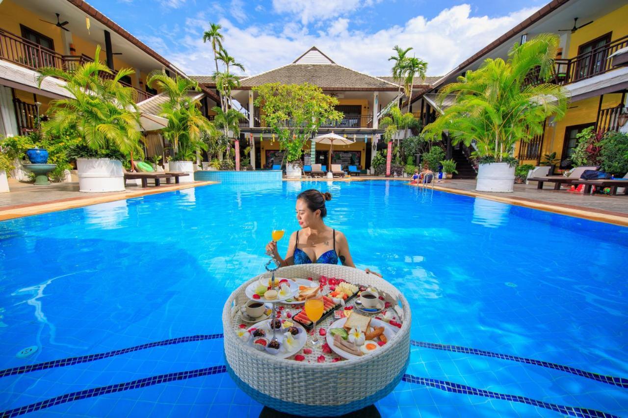 Vdara Pool Resort Chiang Mai