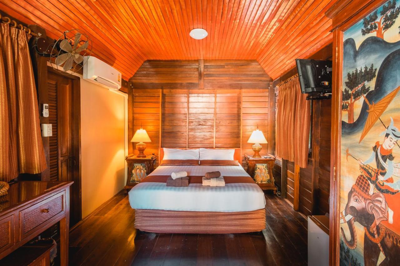 Leeloo Paradise Resort