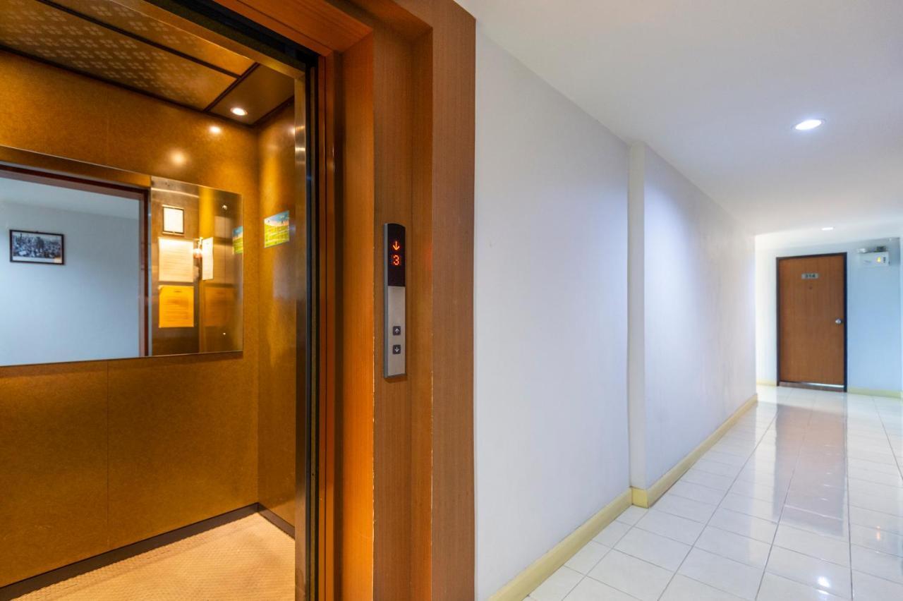 Oyo 227 Suchaya House Hotel 3*