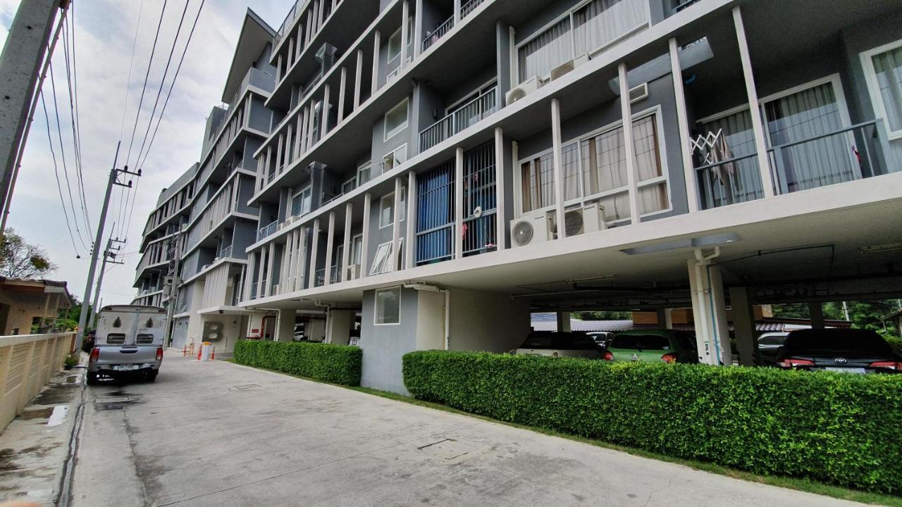 Apartment The Patio Bang Saen