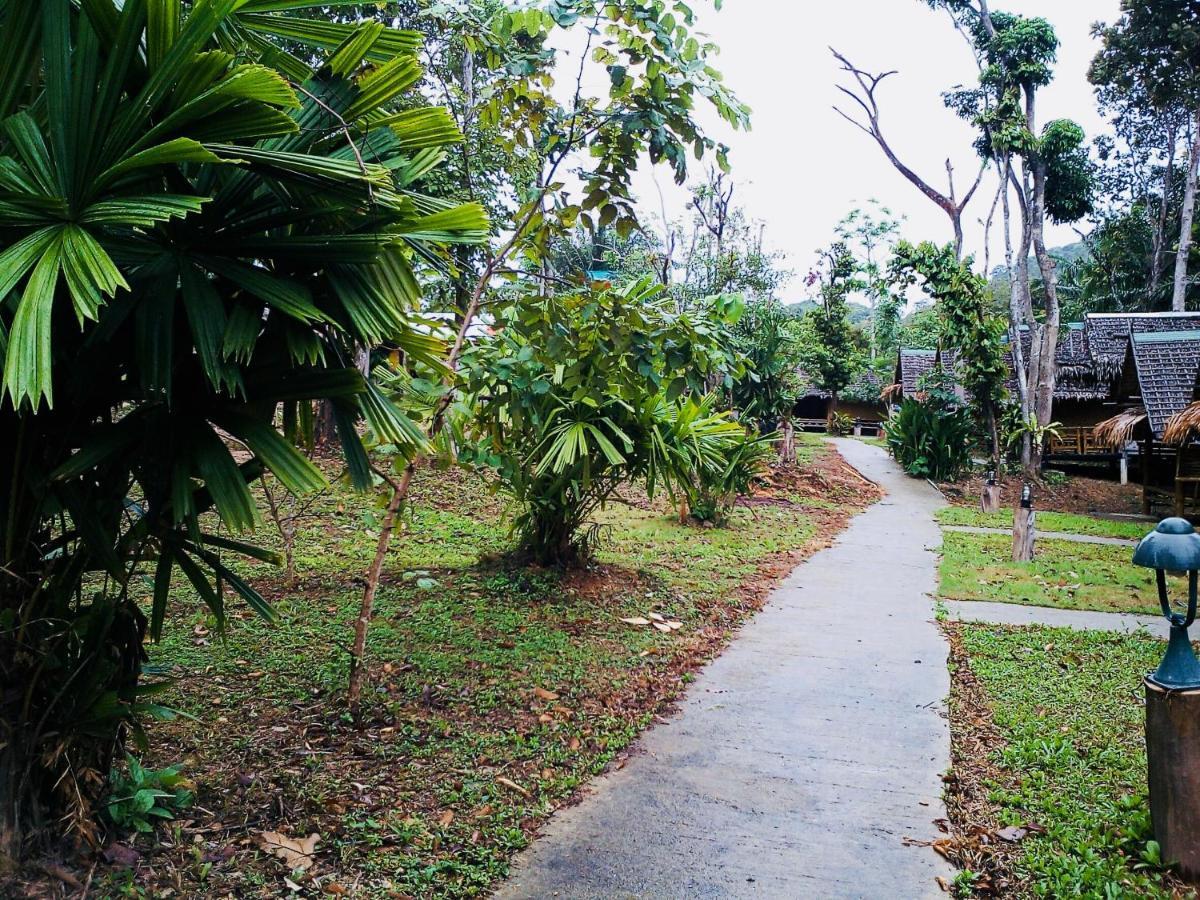 Baan Jing Jai Lanta Homestay
