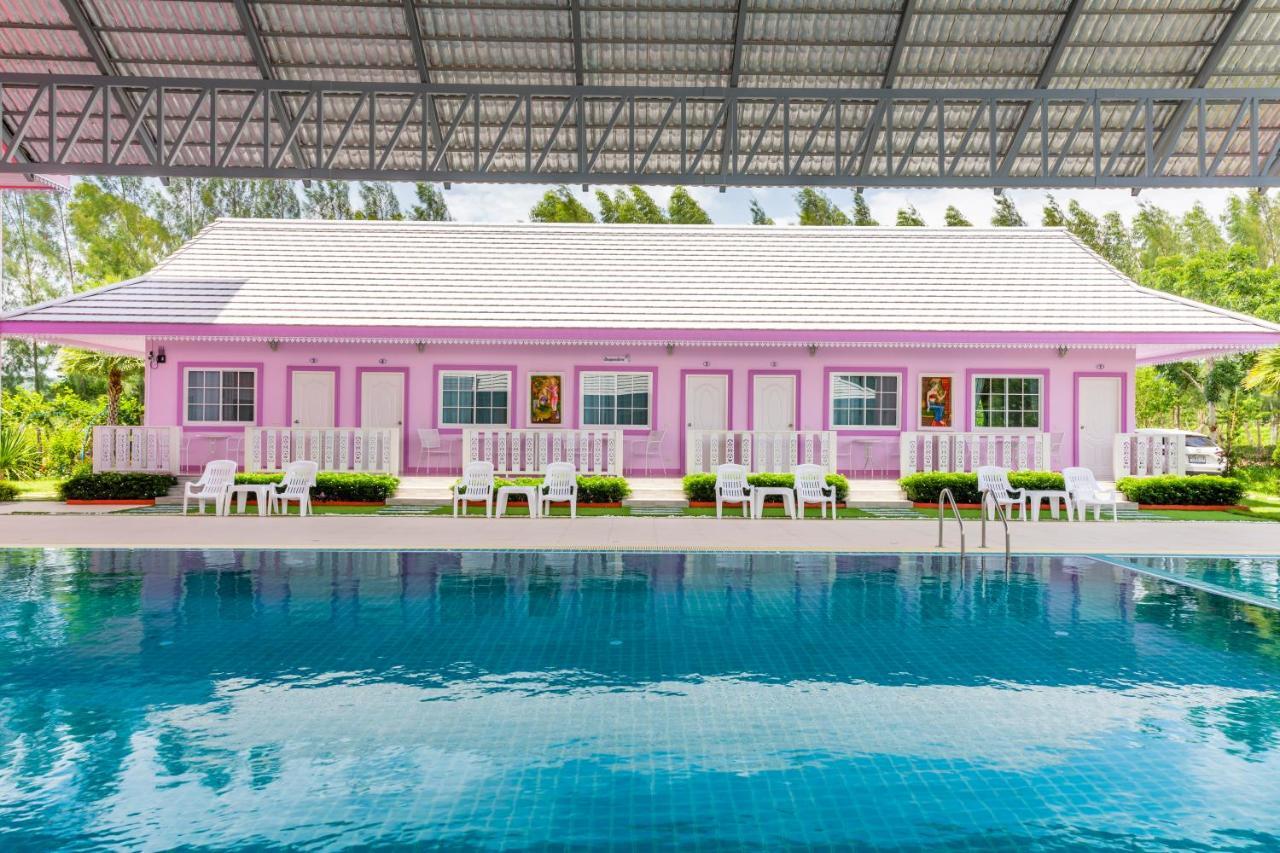 Napasawan 3* Ban Khanong Phra Tai