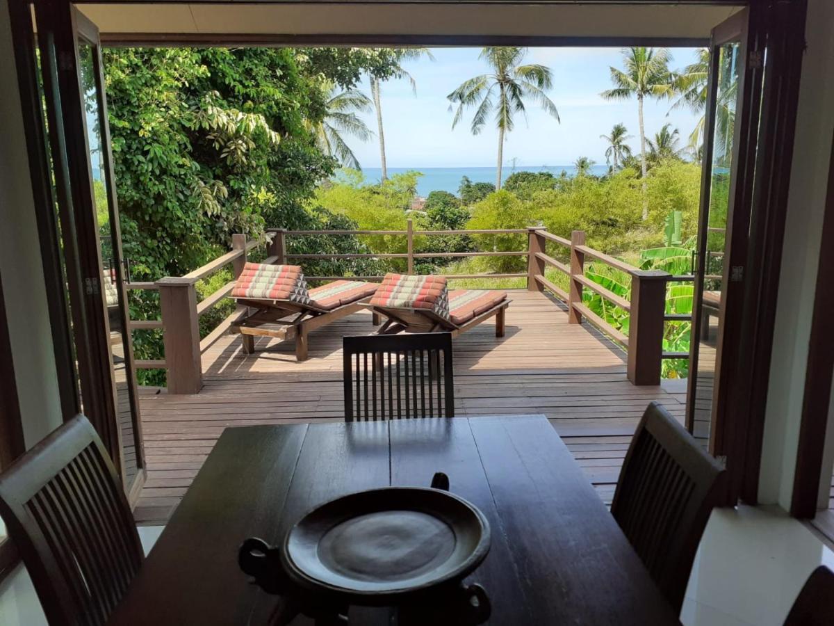 Sea View Villa *