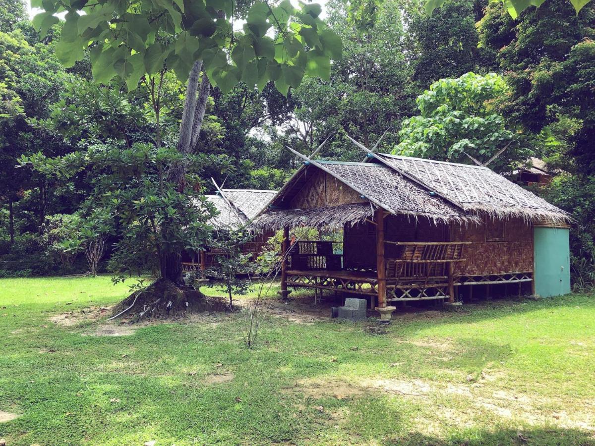 Adang Sea Eco-village Sunset Koh Lipe