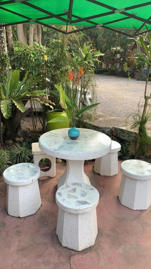 Resort Haad Somboon House Bang Saphan