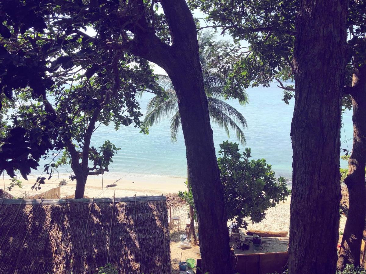 Adang Sea Eco-village Sunset Hotel 2*