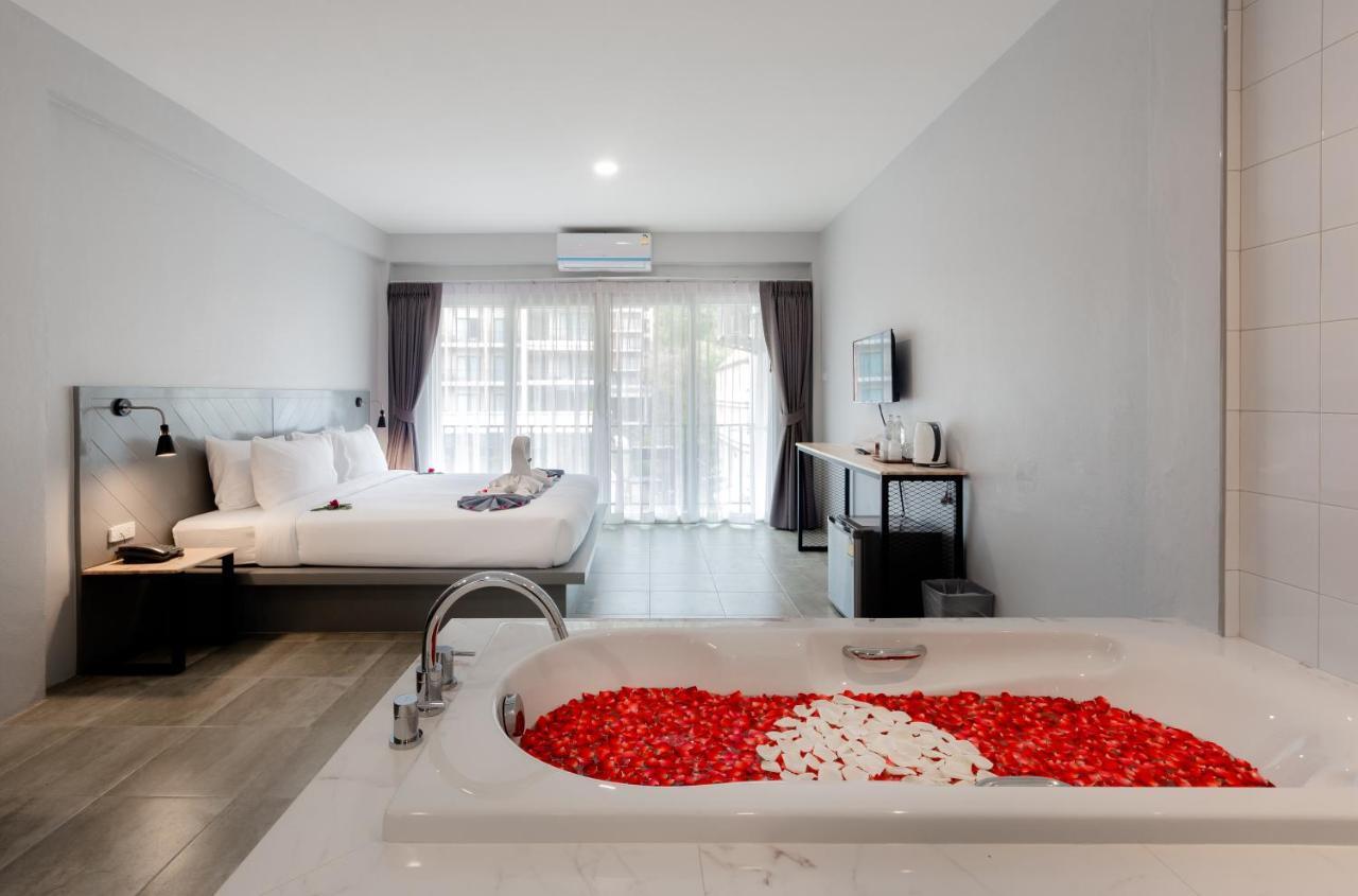 Monotel Aonang Hotel