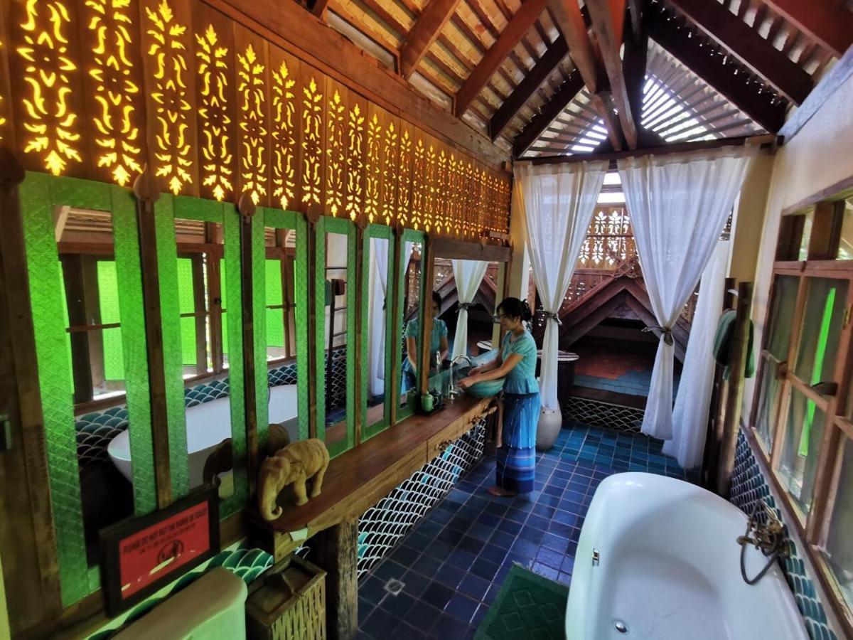 Baanbooloo Village Villa
