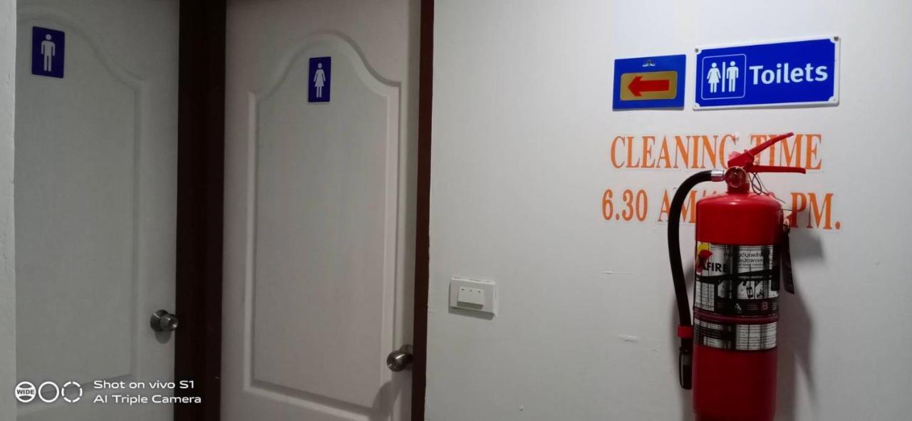 Decho Hostel *