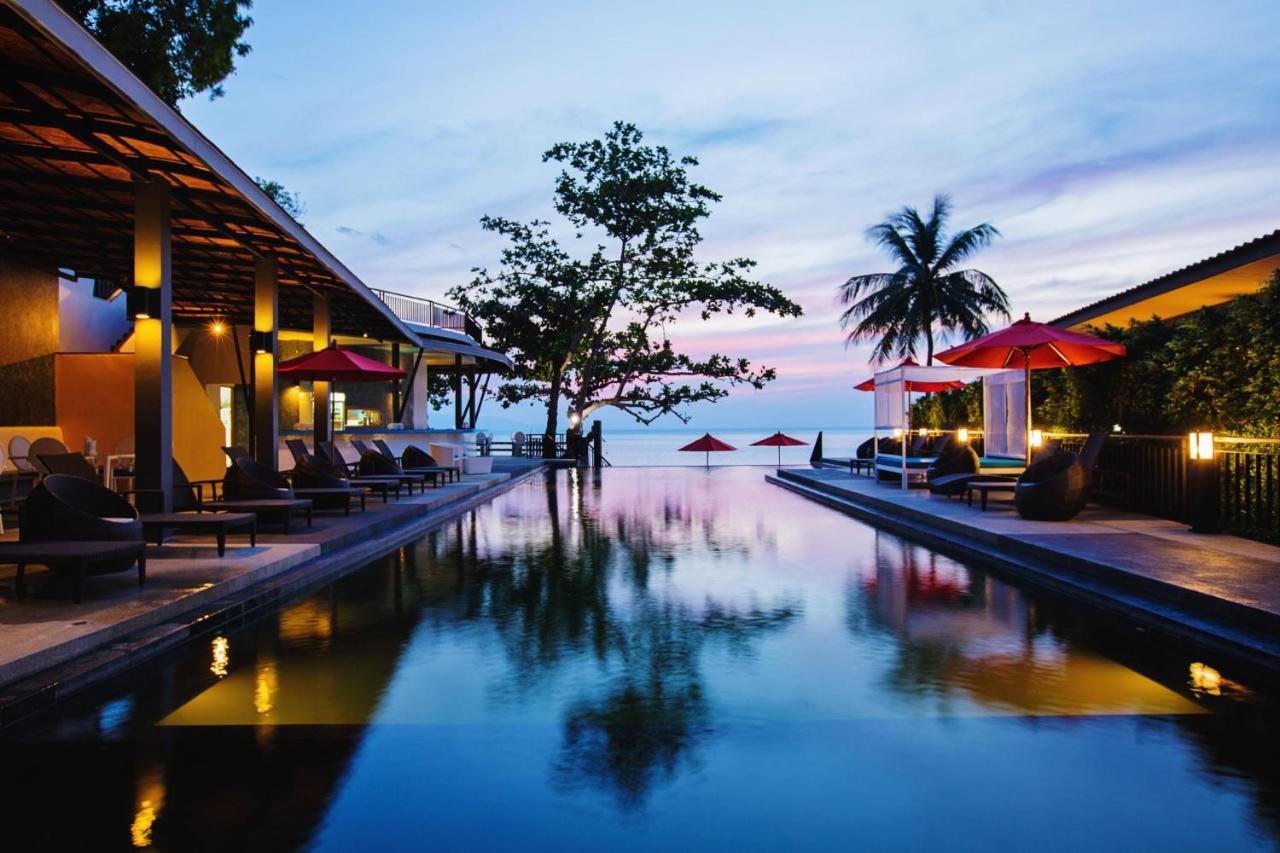Sunset Beach Club & Spa Resort