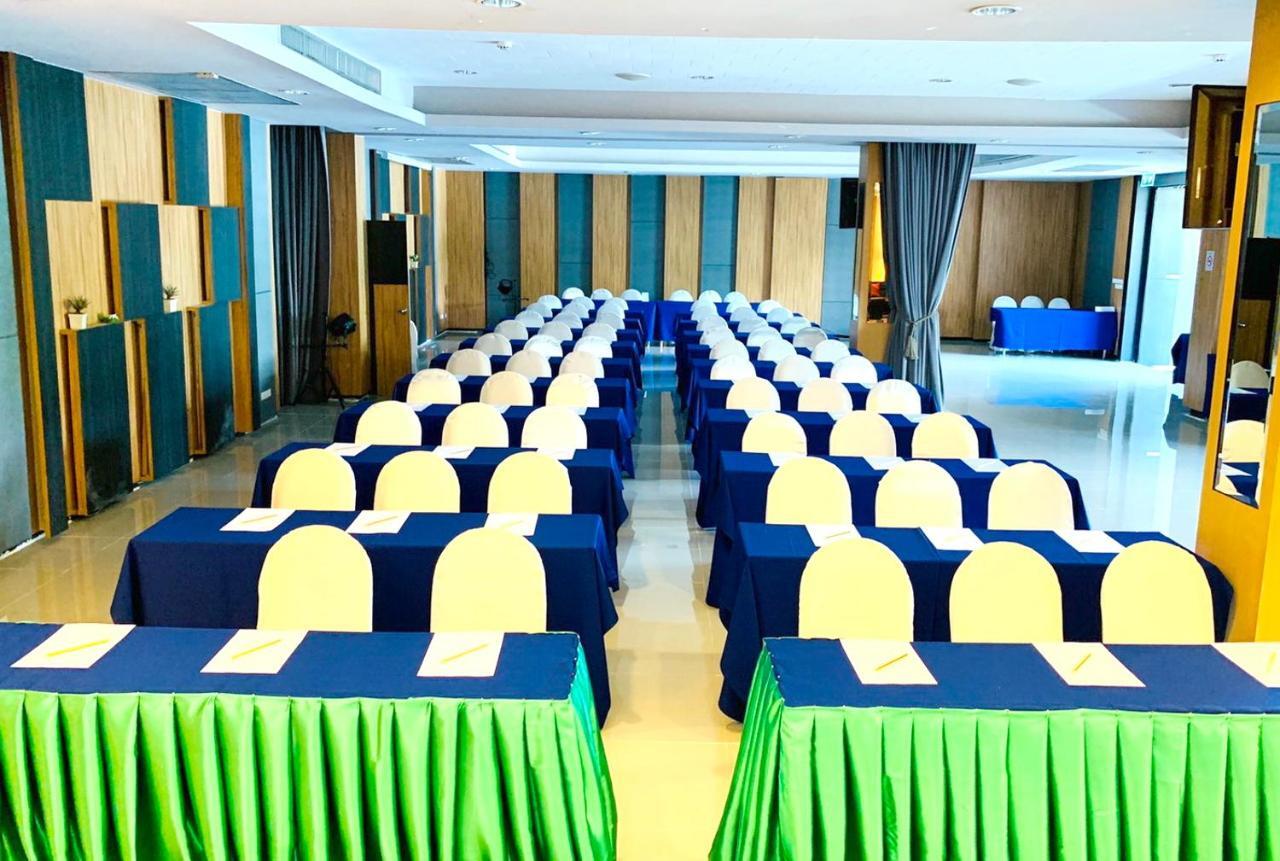 Hotel Mantra Varee