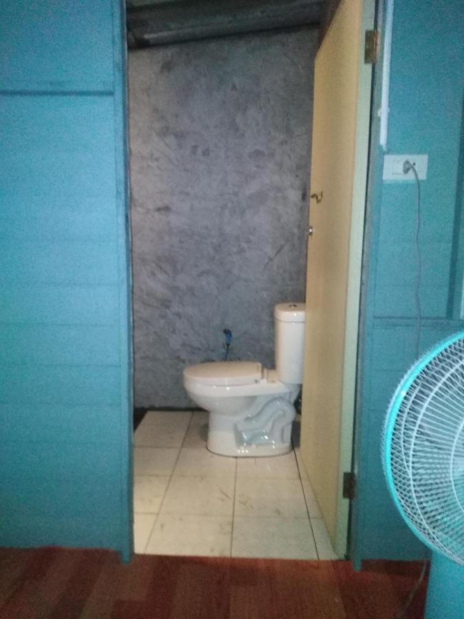 Hostel Phayam Koh Phayam