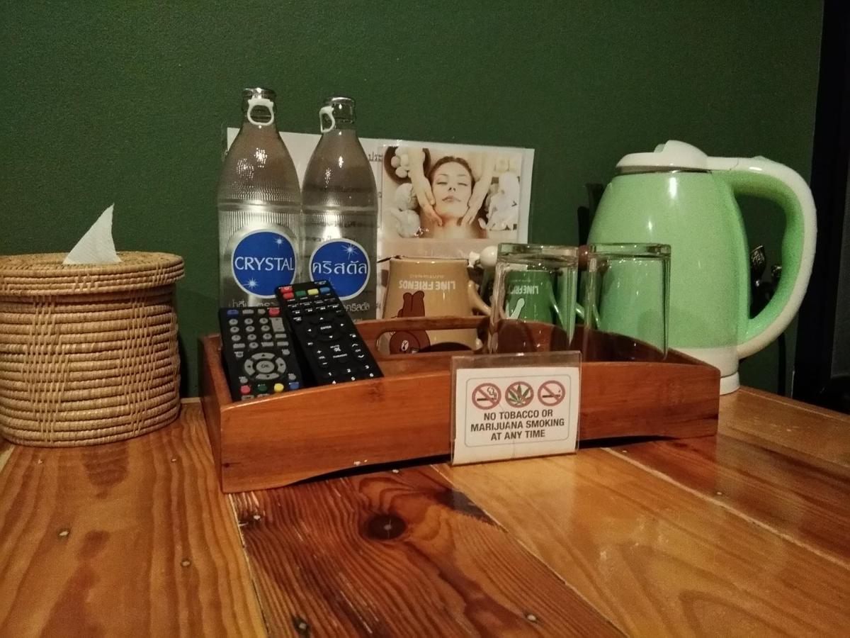 Ban Bang Bed & Breakfast Haad Chao Samran