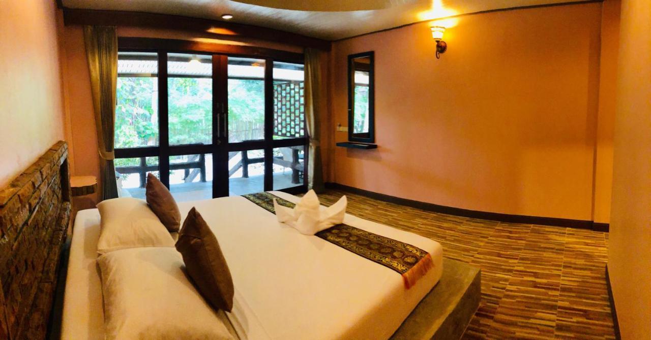 Haad Khuad Resort 3*