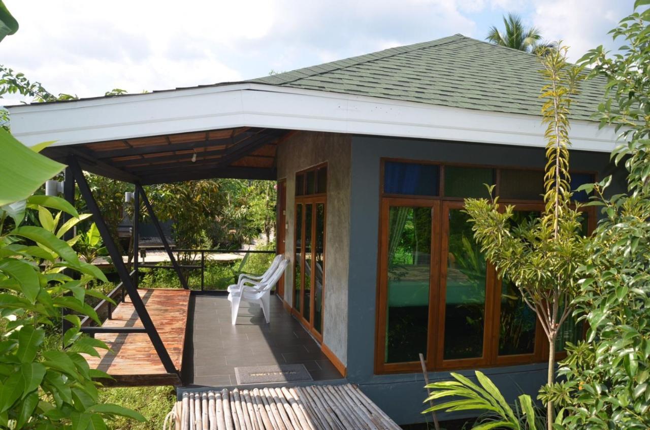 Nok Chan Mee Na Resort 3*