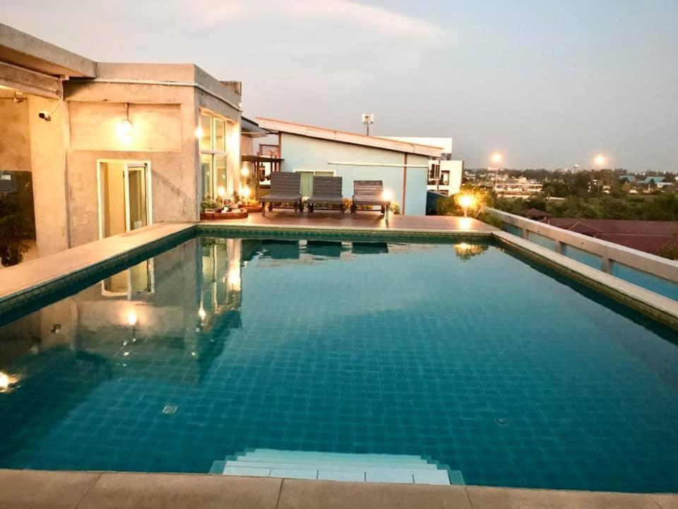 Hotel Ananya Chonburi