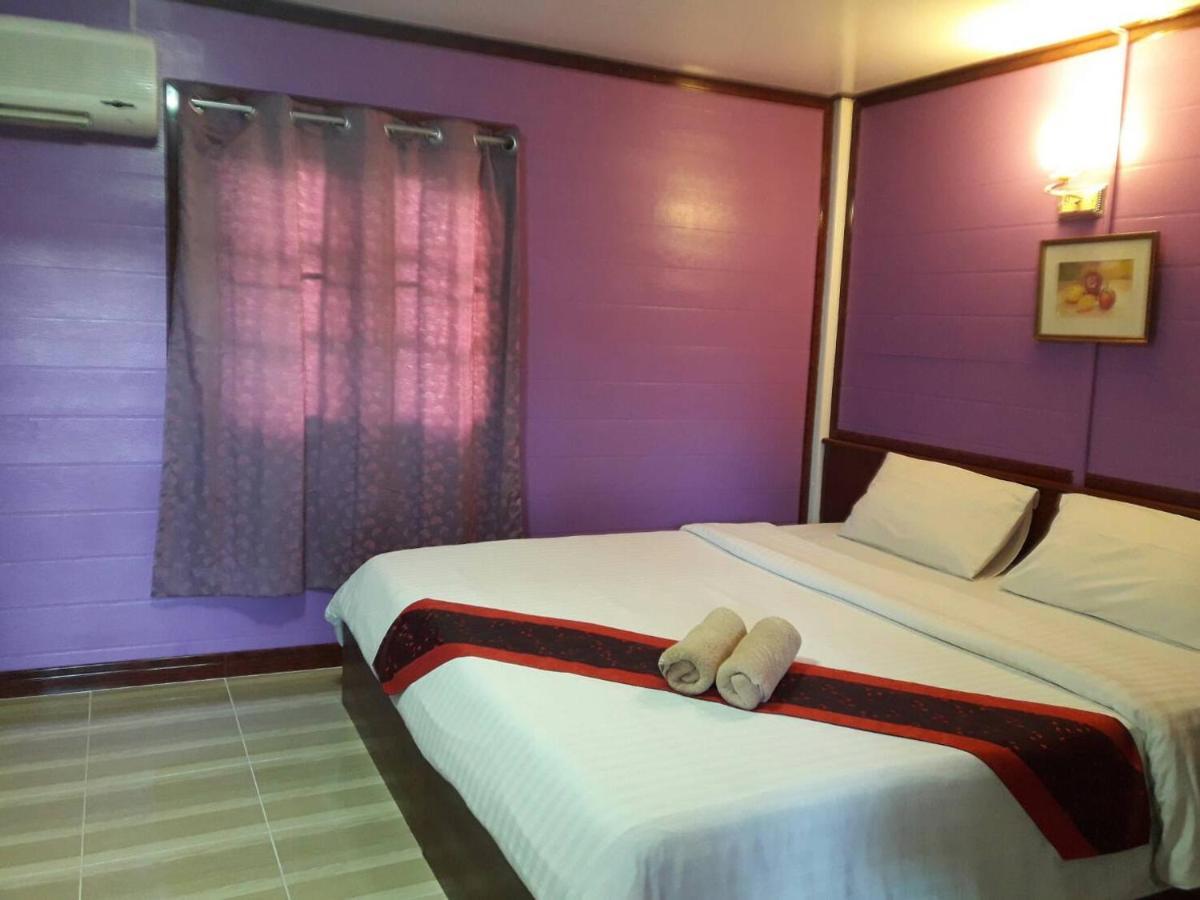 Haad Somboon House *