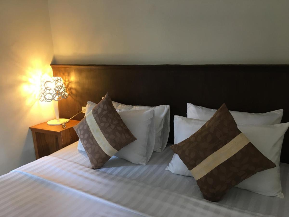 Lanta Nature House Hostel