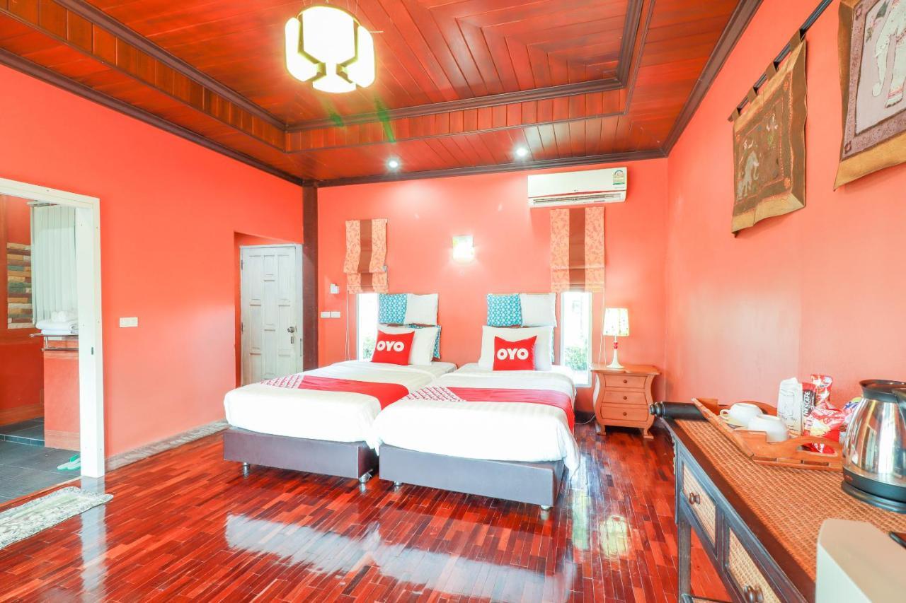 Oyo 416 Golden Nakara Maesai Hotel 2*