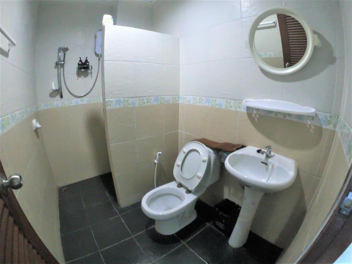 Lanta Friendly House Guest house