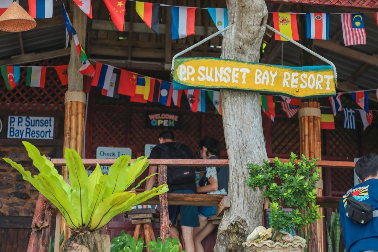 Sunset Bay 2*