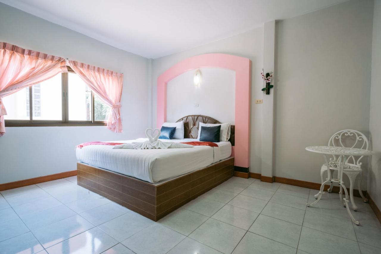 Resort Jintana 3*