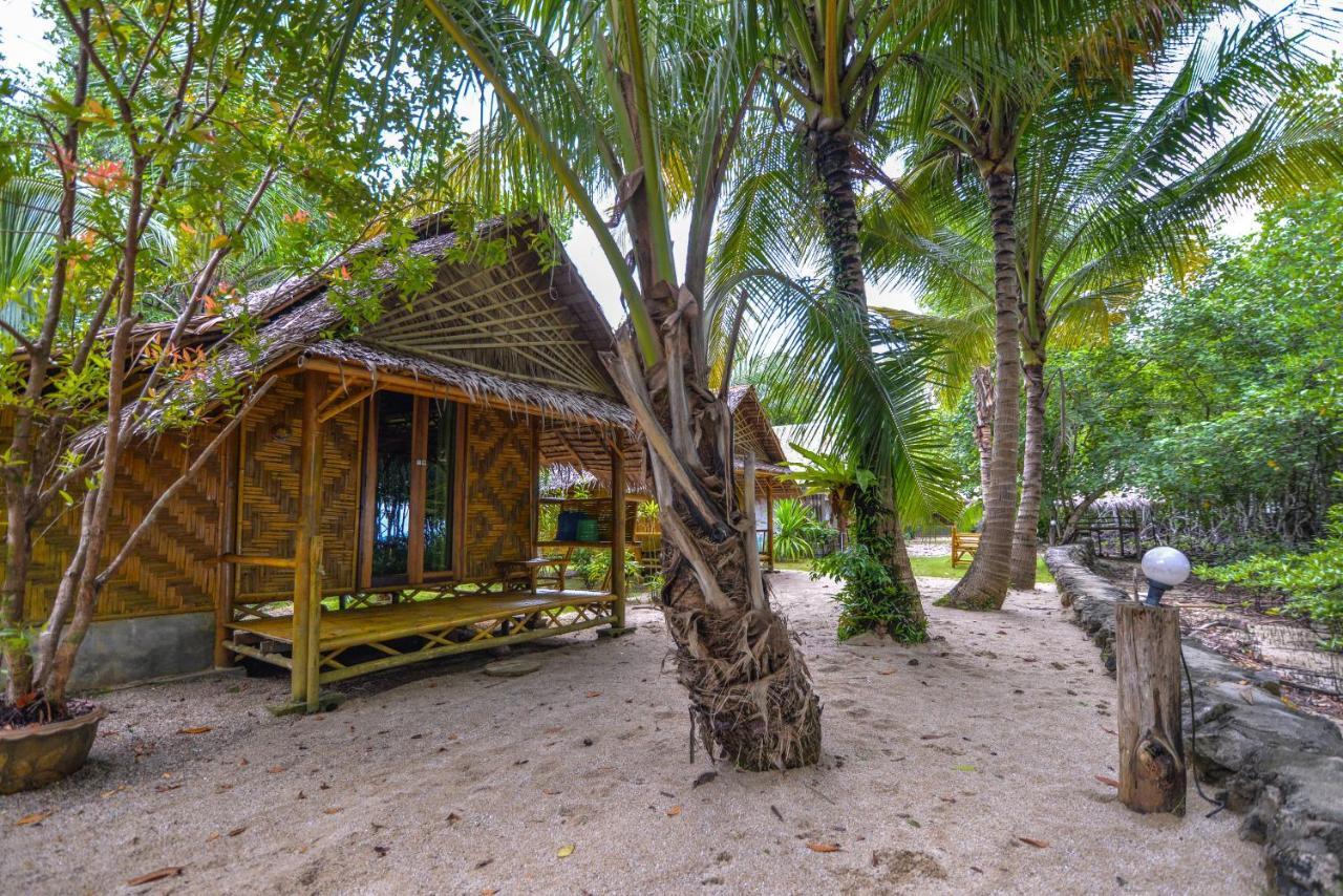 Bananas & Restaurant * Tha Lane Bay