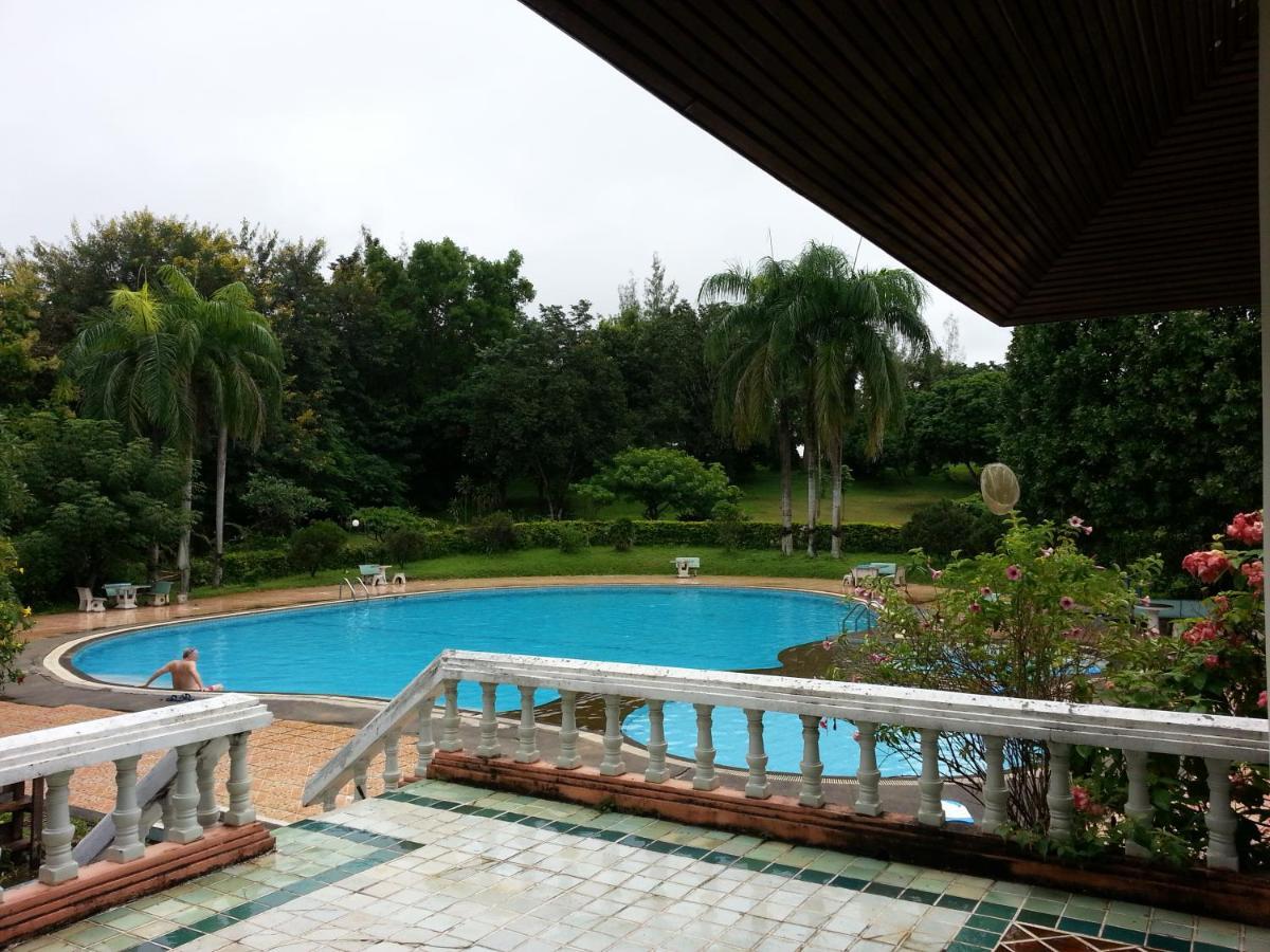 Resort Baan Ingdoi 3*