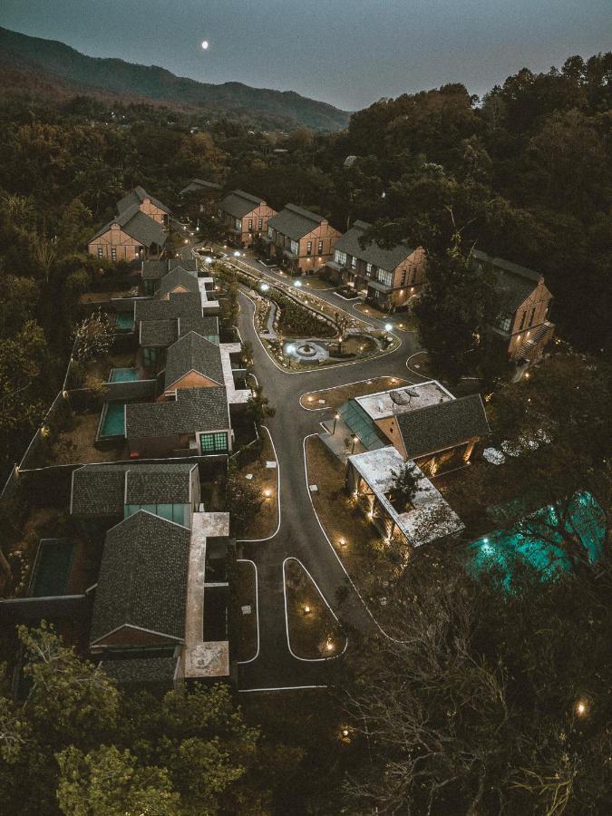 Flora Creek 5* Hang Dong