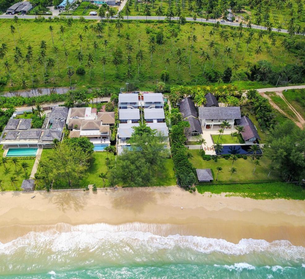 Villa Twin - 10 Bedroom Luxury Front *